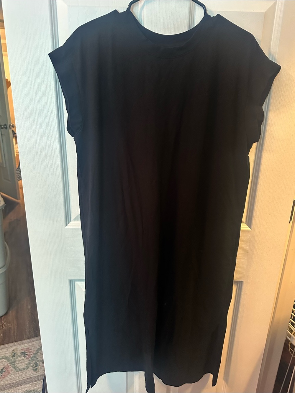 a new day Black Cap-Sleeve Midi Shift Dress